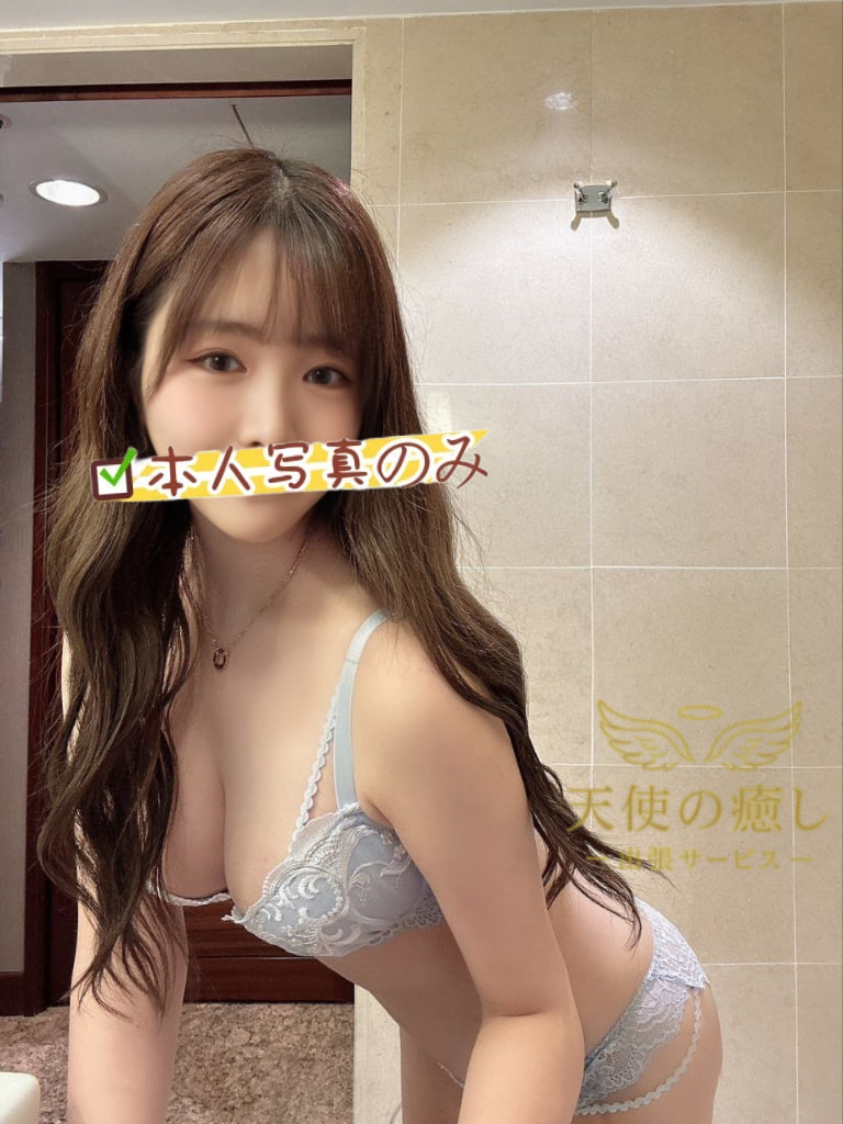 🔥誘惑必至のエロ可愛いFカップ美女「千夏」24歳♡美尻＆もち肌の完璧ボディで癒しのひとときを！