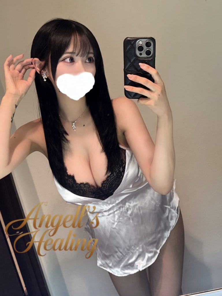 【大阪】爆乳×白虎、潤い多めの究極ボディ