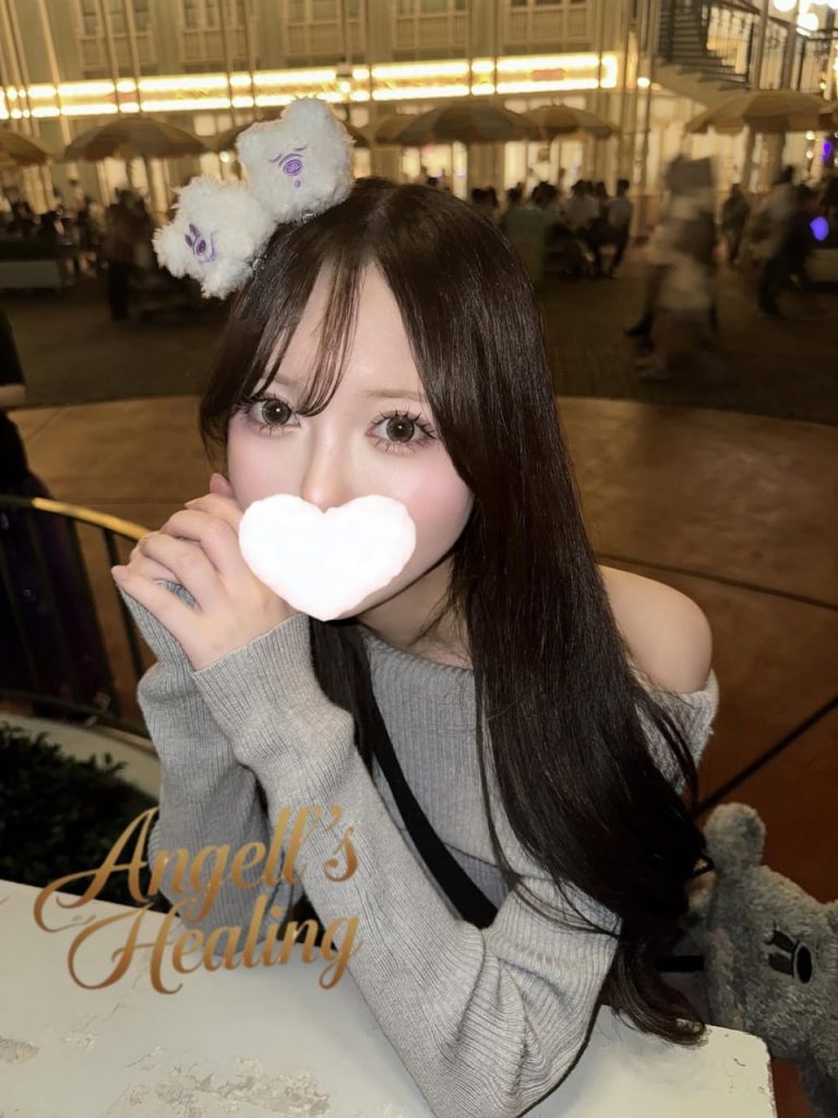 東京｜大人の色気と気配りを兼ね備えた魅力的な女性